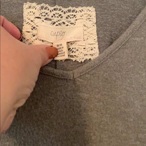 Sweater - Picture 2 of 3